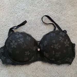 Demi angles bra